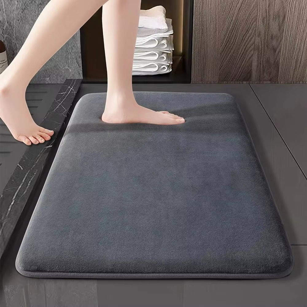 Bath Mat in Coral Velvet, Absorbent and Non-Slip, Rectangular