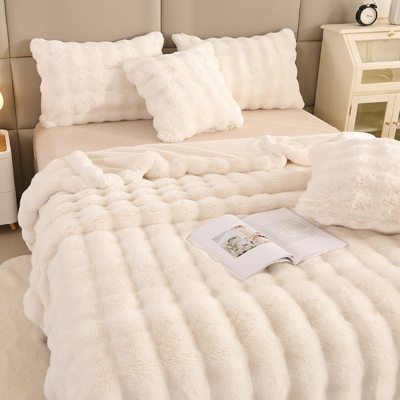 Bed Cover in Faux Fur with Wave Quilting, Plush Bedspread