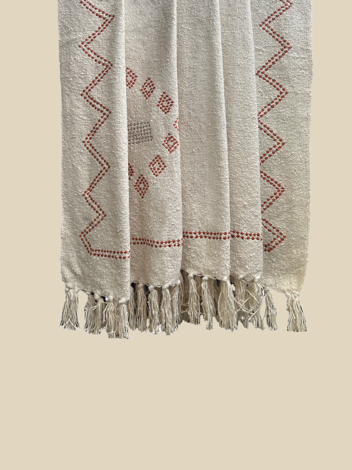 Blanket in Cotton with Floral Embroidery and Knotted Fringes