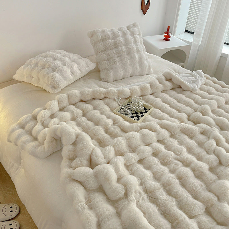 Blanket in Faux Fur with Bubble Quilting, Rectangular Bed Throw