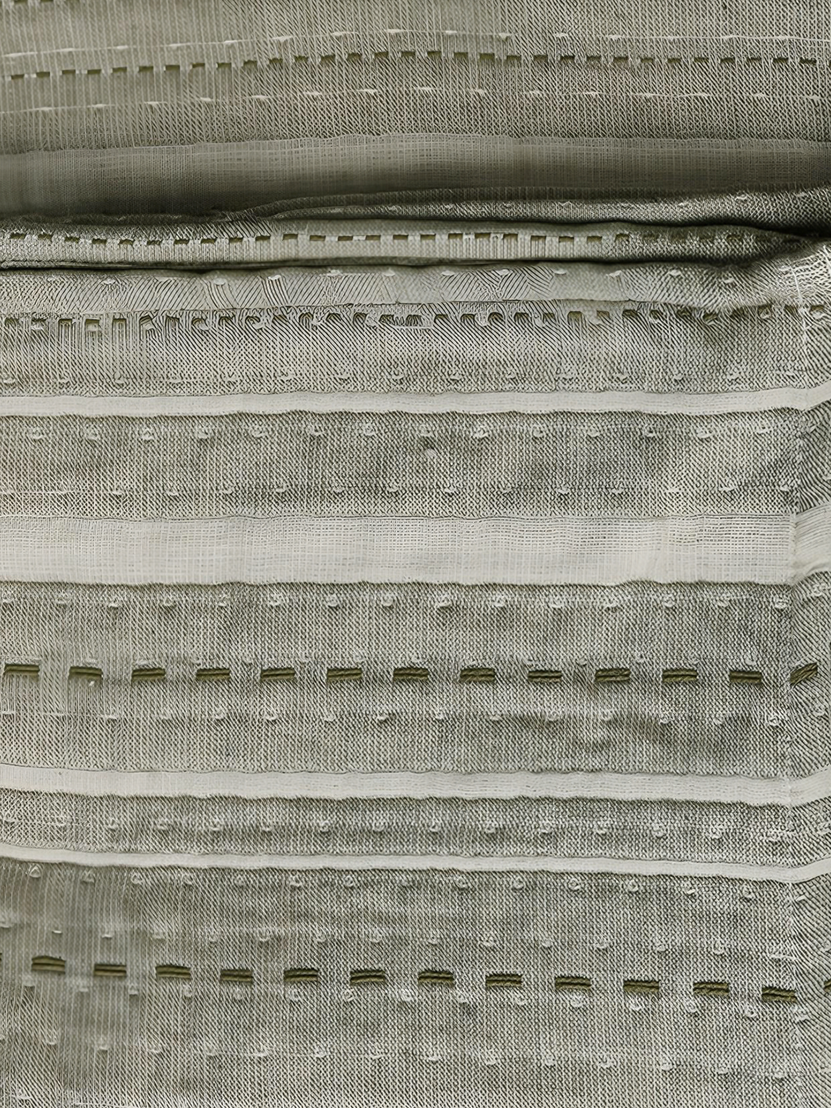 Blanket in Handwoven Cotton with Stripes and Corner Tassels