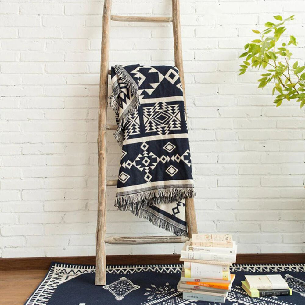 Blanket in Microfibre Blend, Reversible Geometric Pattern with Fringes