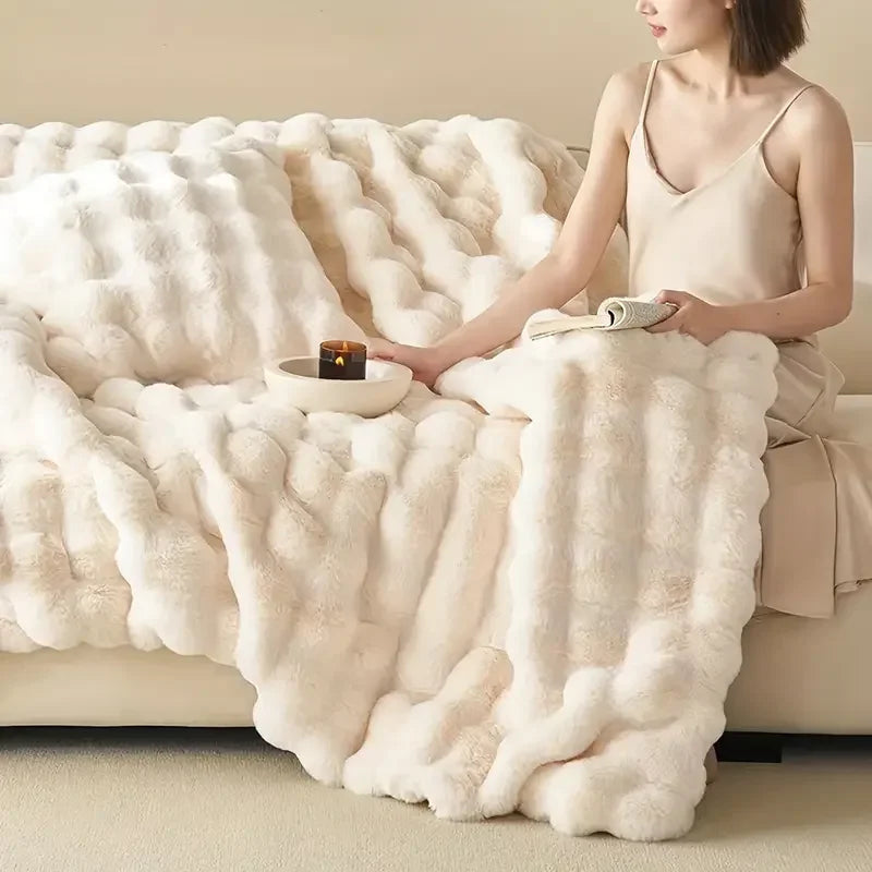 Blanket in Teddy Fleece, Soft on Both Sides, Machine Washable