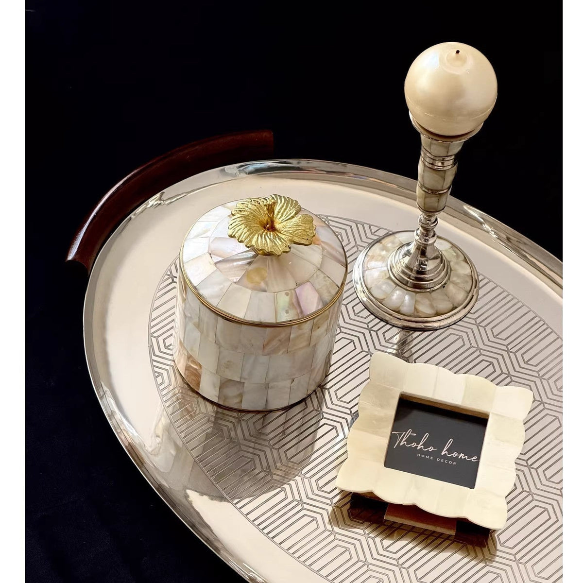 Jewellery Box in Mother-of-Pearl and Metal, Round with Lid