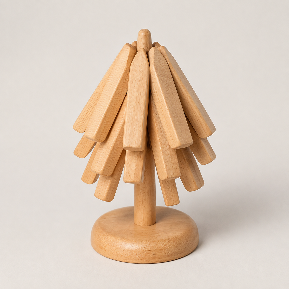 Placemats in Wood, Foldable and Heat-Resistant, Star-Shaped Trivets