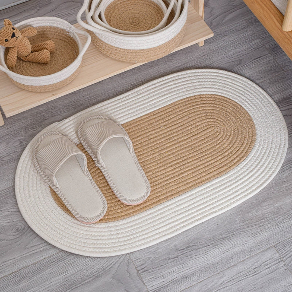 Rug in Hand-Braided Hemp, Oval Shape with Boho-Style Border