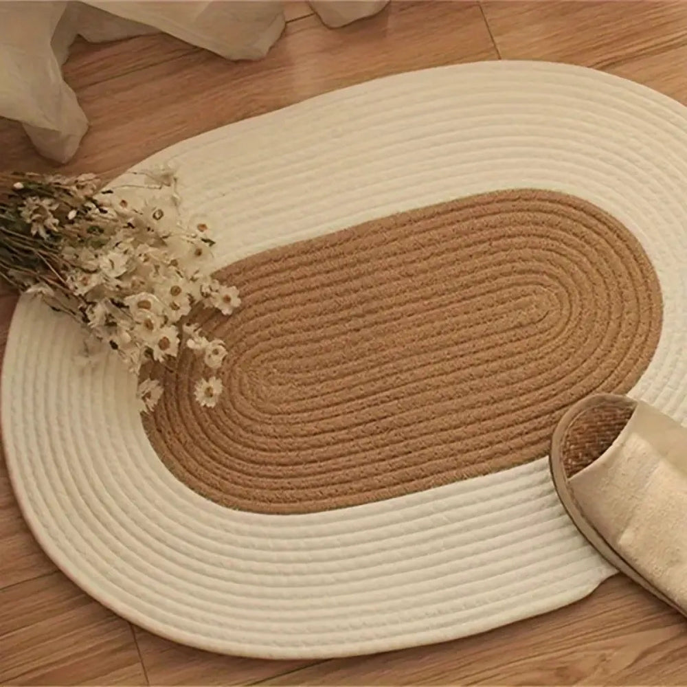 Rug in Hand-Braided Hemp, Oval Shape with Boho-Style Border