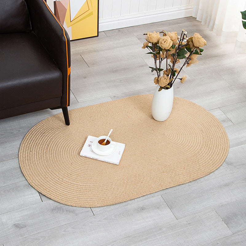 Rug in Hand-Braided Natural Jute, Oval and Round Designs