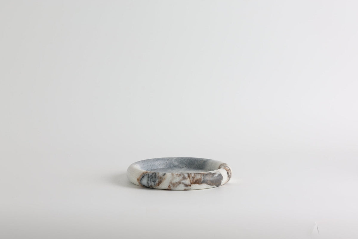 Tray in Natural Stone, Round and Polished with a Raised Rim