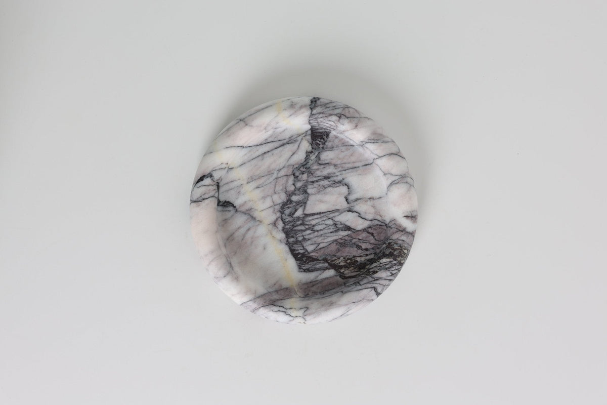 Tray in Natural Stone, Round and Polished with a Raised Rim