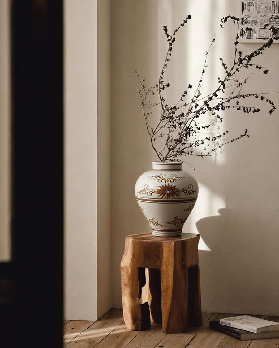 Vase in High-Fired Ceramic with Hand-Painted Motifs and Glaze
