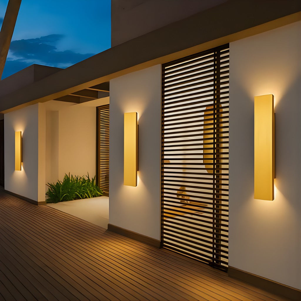 Wall Light in Aluminium, Waterproof Outdoor LED Up-and-Down Lighting