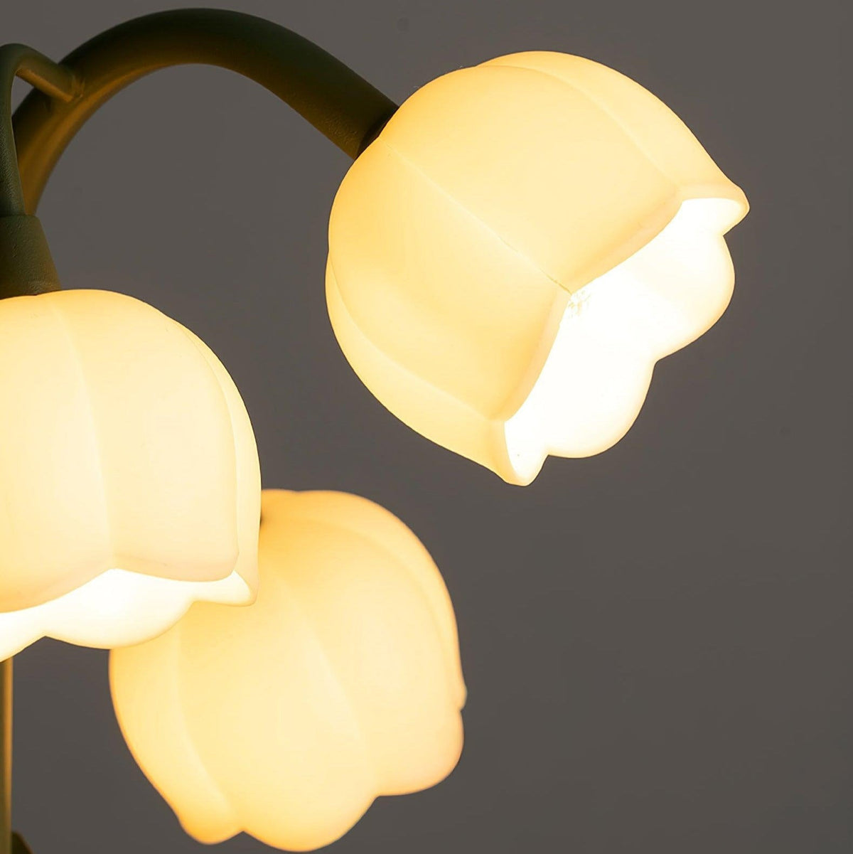 Wall Light with G4 Fitting, Floral Shades and Botanical Leaves