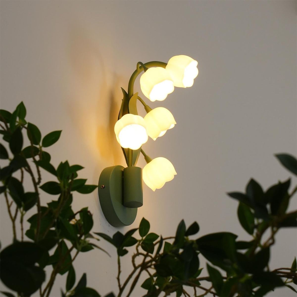 Wall Light with G4 Fitting, Floral Shades and Botanical Leaves