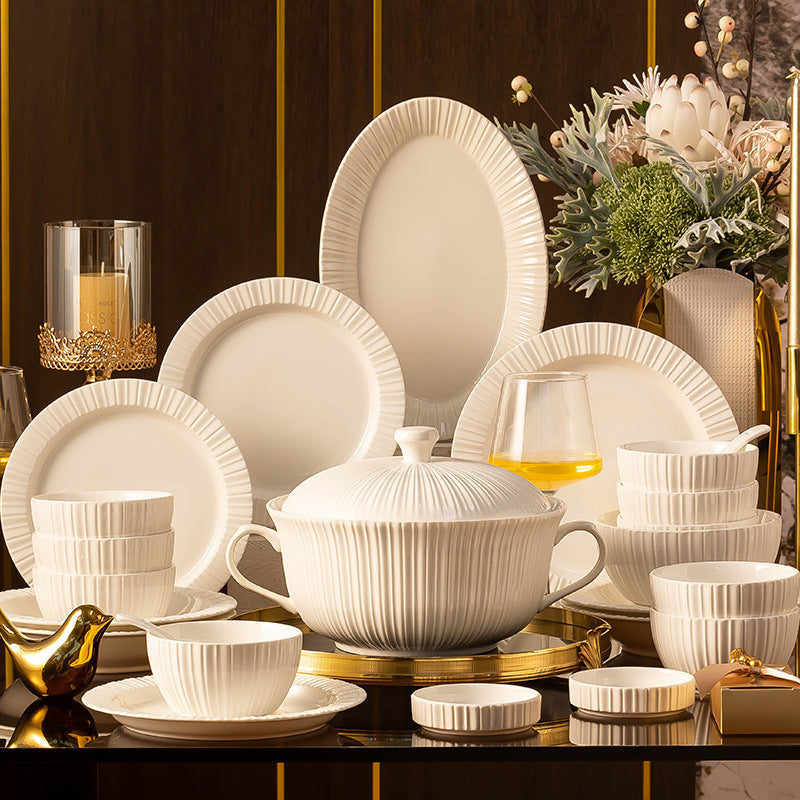Bone China Dinner Service with Pleated Ribbed Texture