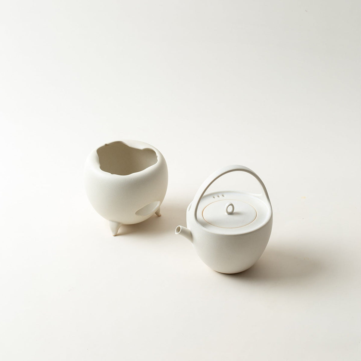 Matt White Ceramic Teapot with Swing Handle and Warmer, Tea Ceremony Set
