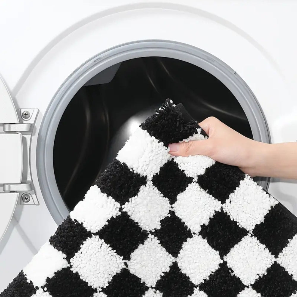 Bath Mat in Absorbent Microfibre Blend with Non-Slip Backing