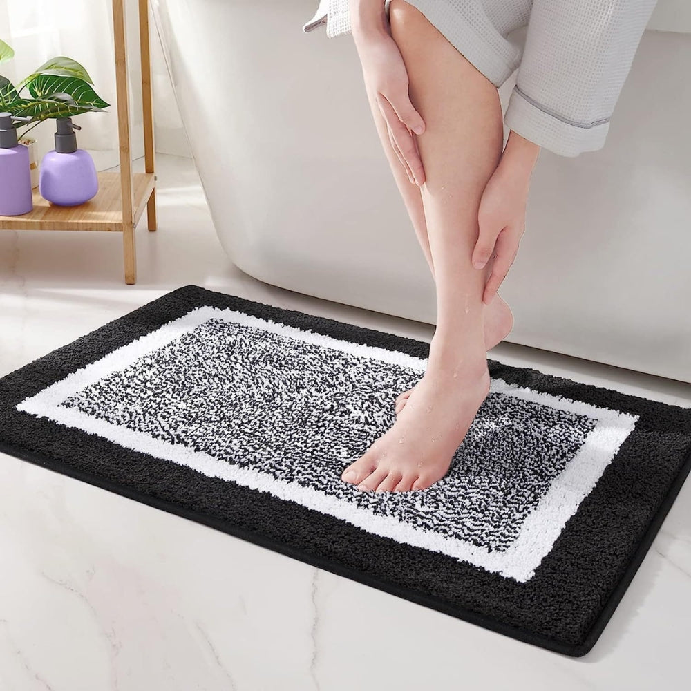 Bath Mat in Microfibre Blend, Slip-Resistant and Quick-Drying