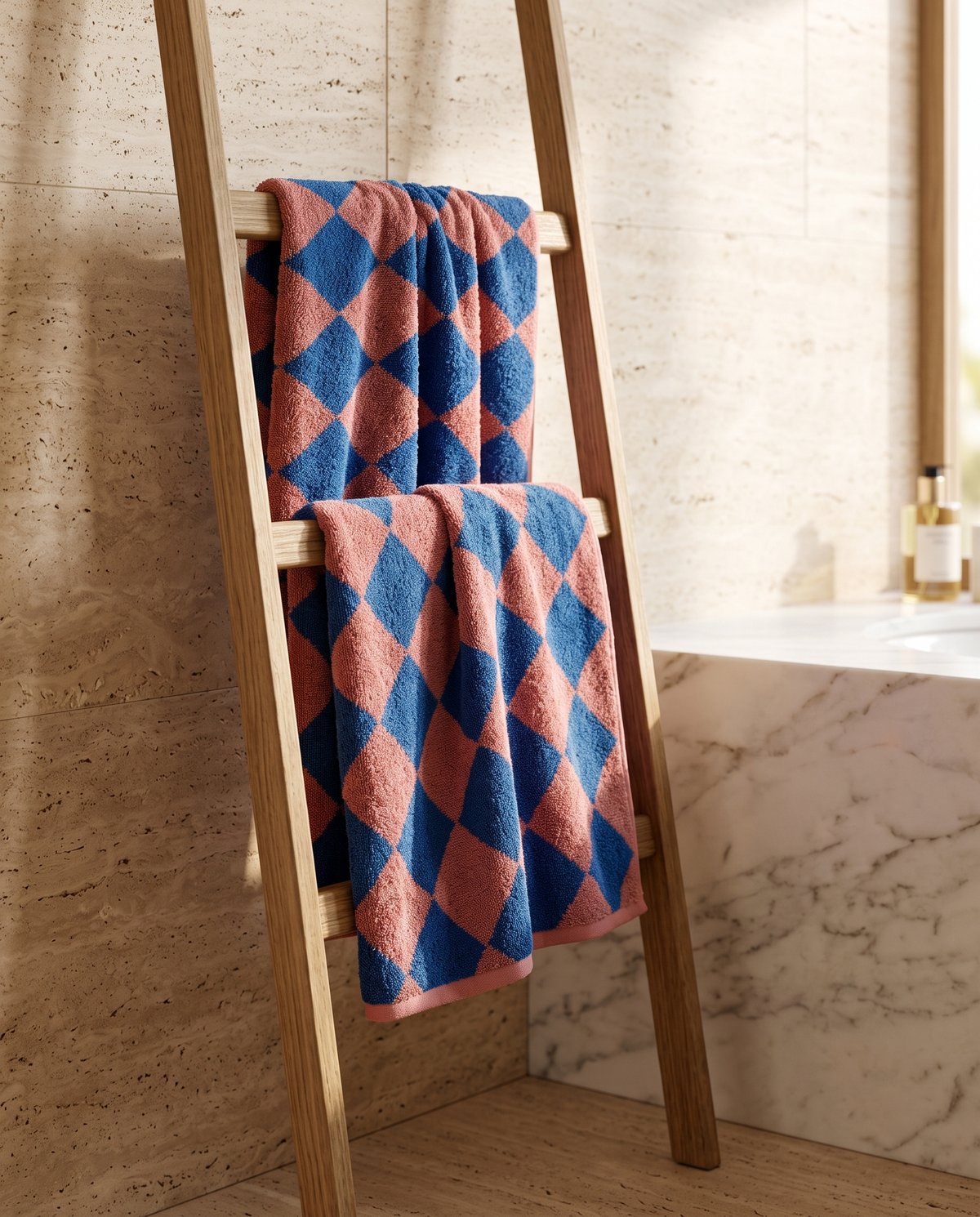 Bath Towel in Combed Cotton, Absorbent Diamond Jacquard