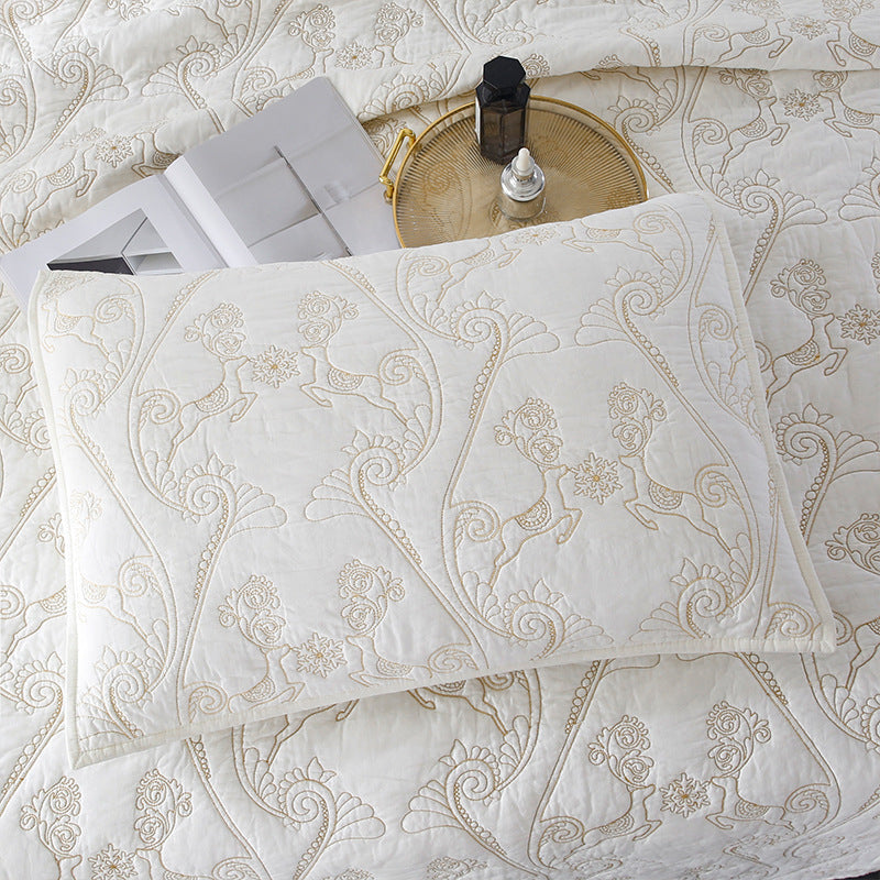 Bed Cover in Quilted Washed Cotton with Ornamental Embroidery