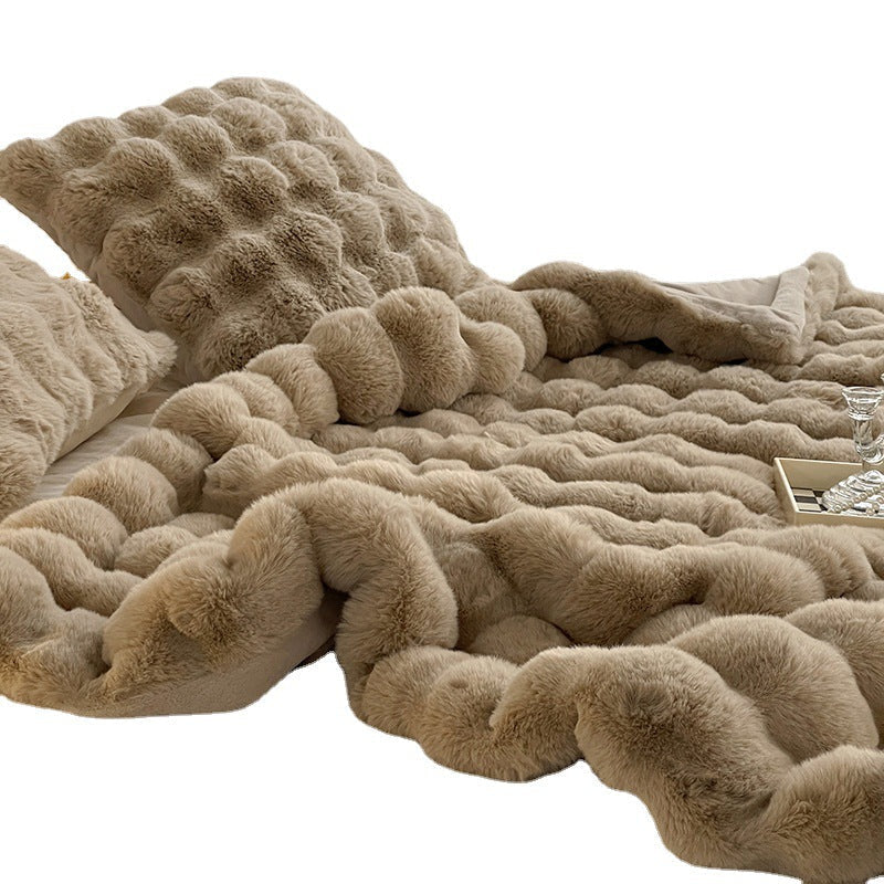 Blanket in Faux Fur with Bubble Quilting, Rectangular Bed Throw