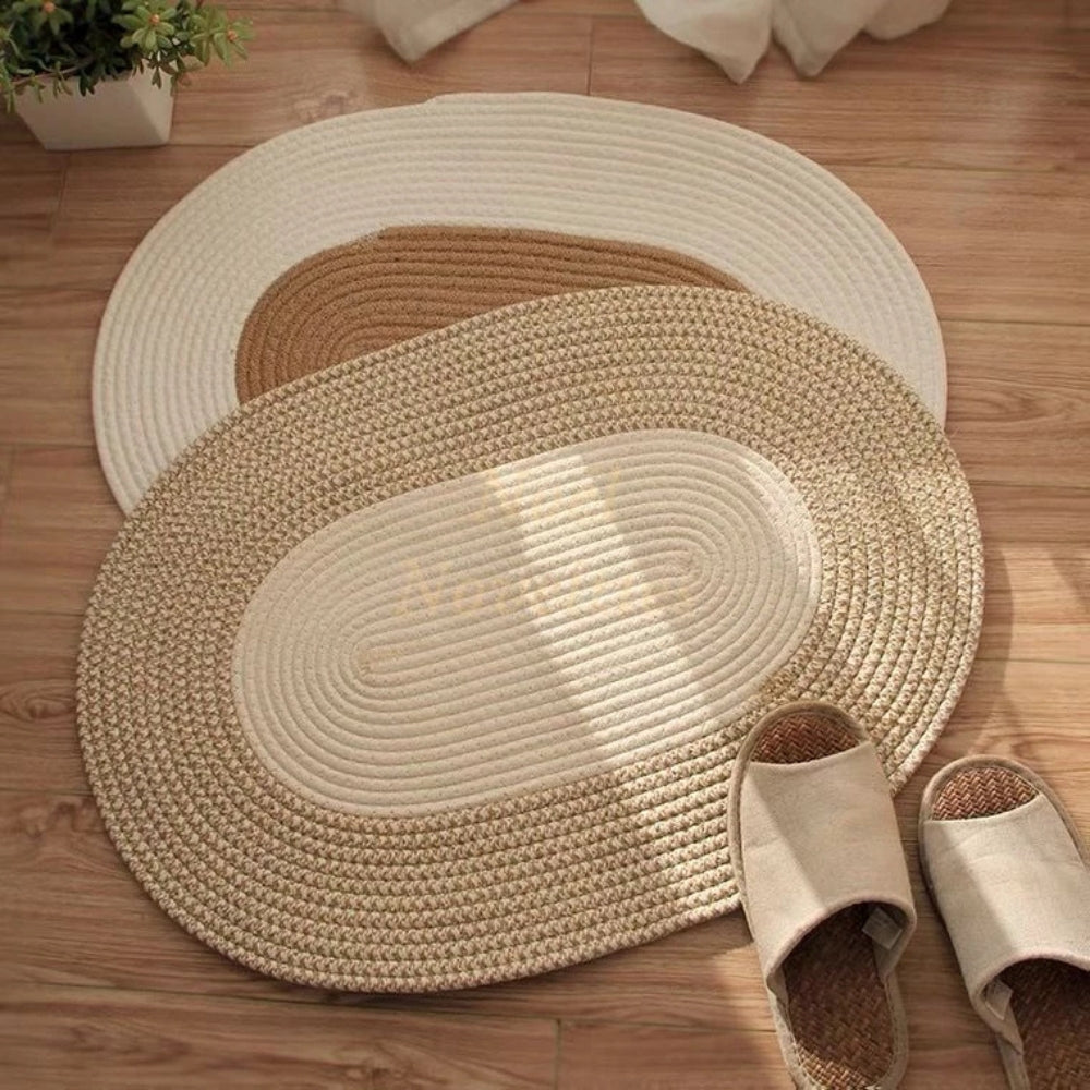 Rug in Hand-Braided Hemp, Oval Shape with Boho-Style Border