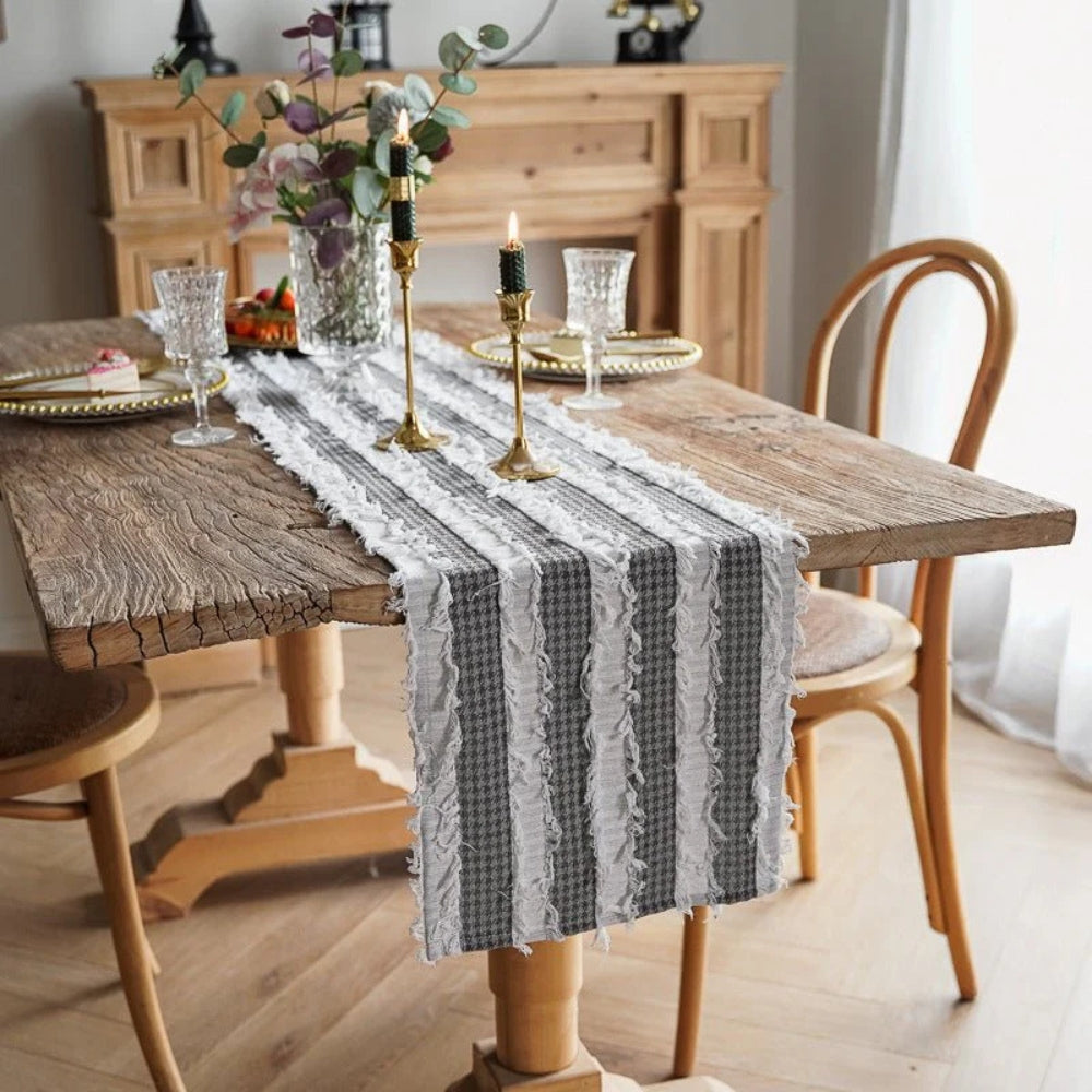 Table Runner in Microfibre Blend with Fringed Edges and Houndstooth Stripes