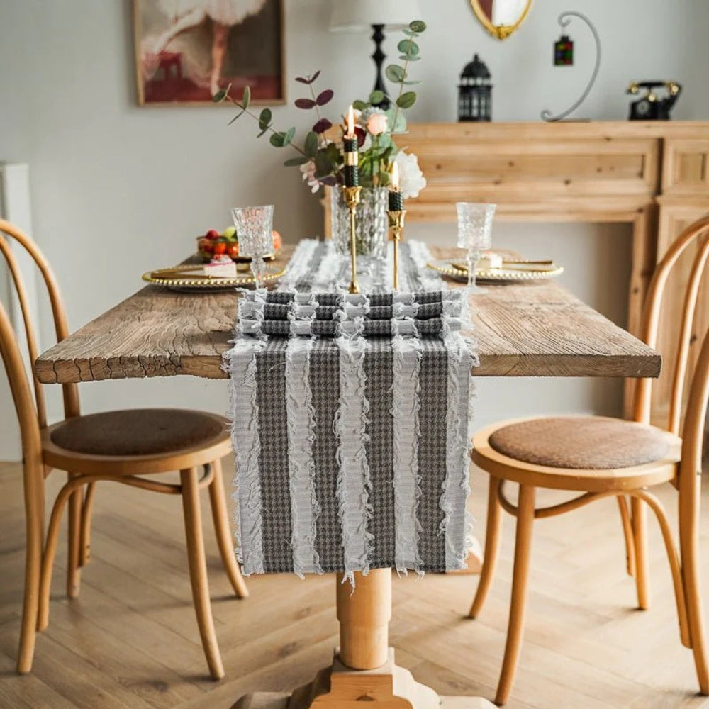 Table Runner in Microfibre Blend with Fringed Edges and Houndstooth Stripes