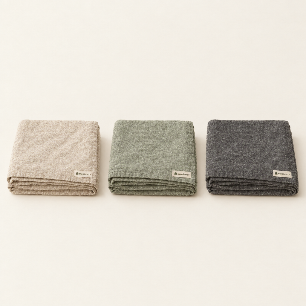 Tablecloth in Stonewashed Linen, Rectangular and Pre-Shrunk