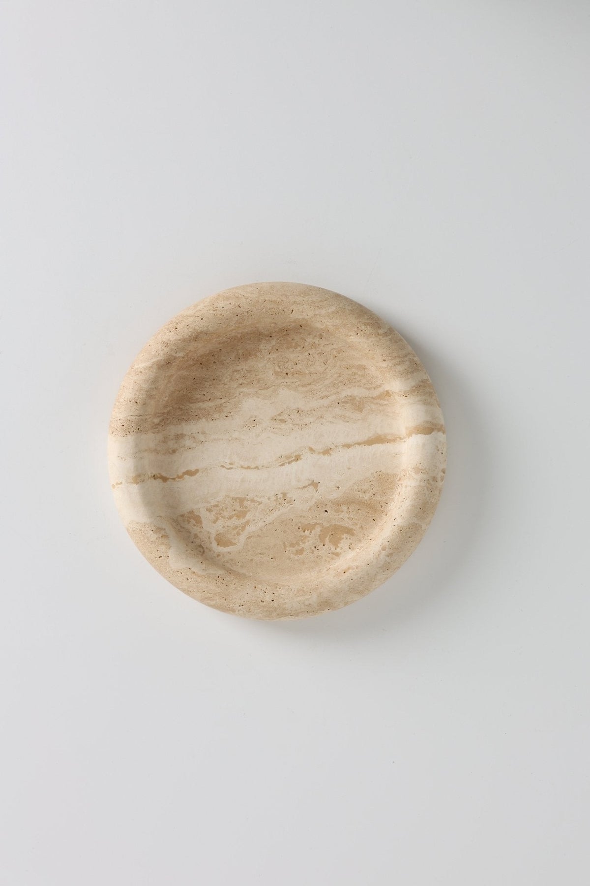 Tray in Natural Stone, Round and Polished with a Raised Rim