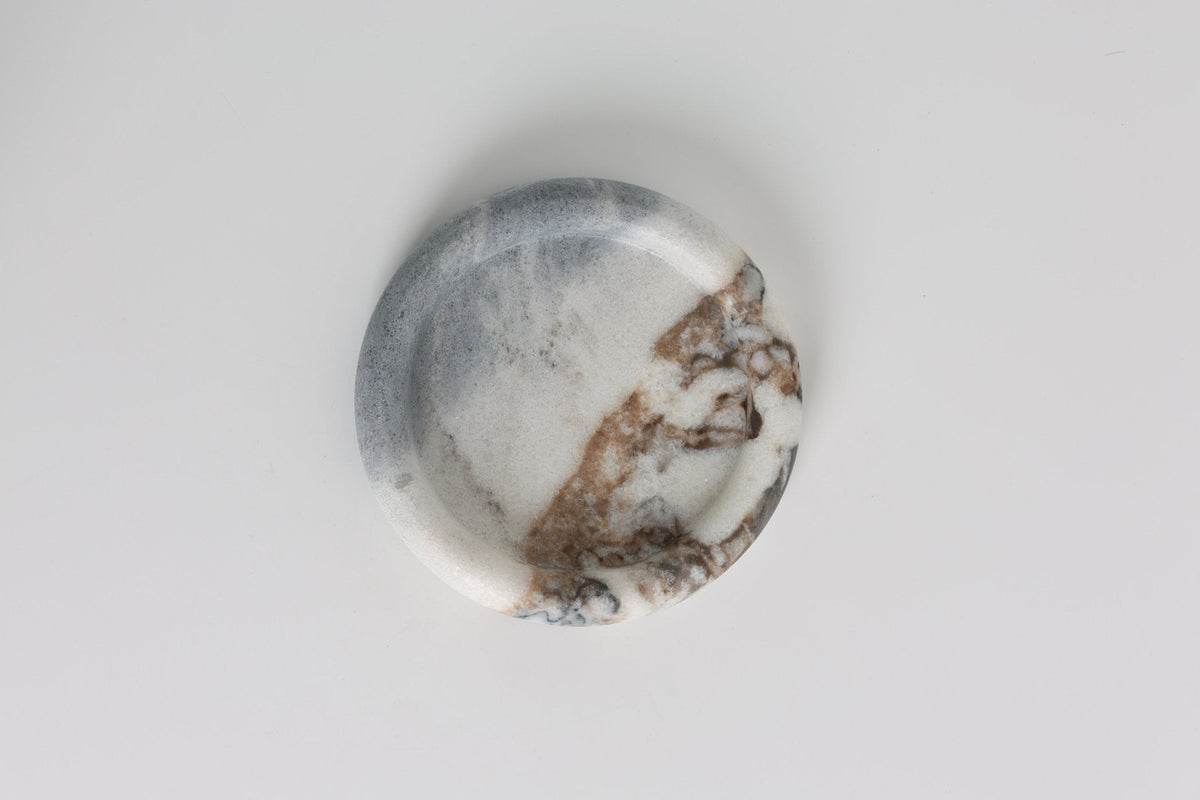 Tray in Natural Stone, Round and Polished with a Raised Rim