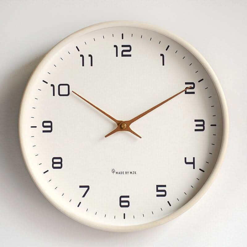Wall Clock with Wood-Effect Frame, Round, Quiet Scandinavian Style