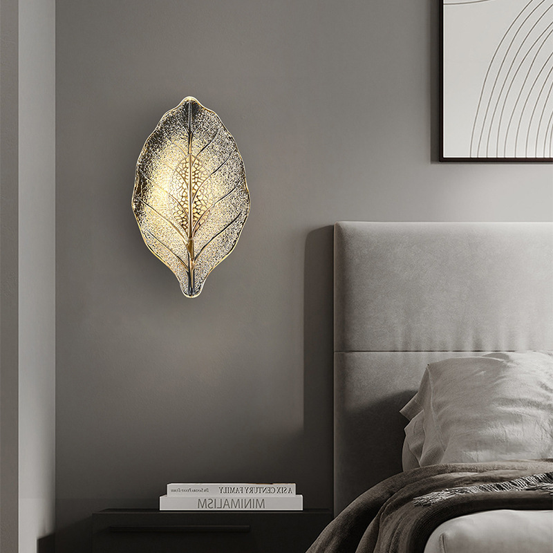 Wall Light in Handcrafted Glass, Leaf Shape with E14 Socket