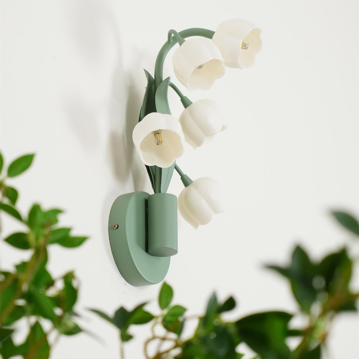 Wall Light with G4 Fitting, Floral Shades and Botanical Leaves