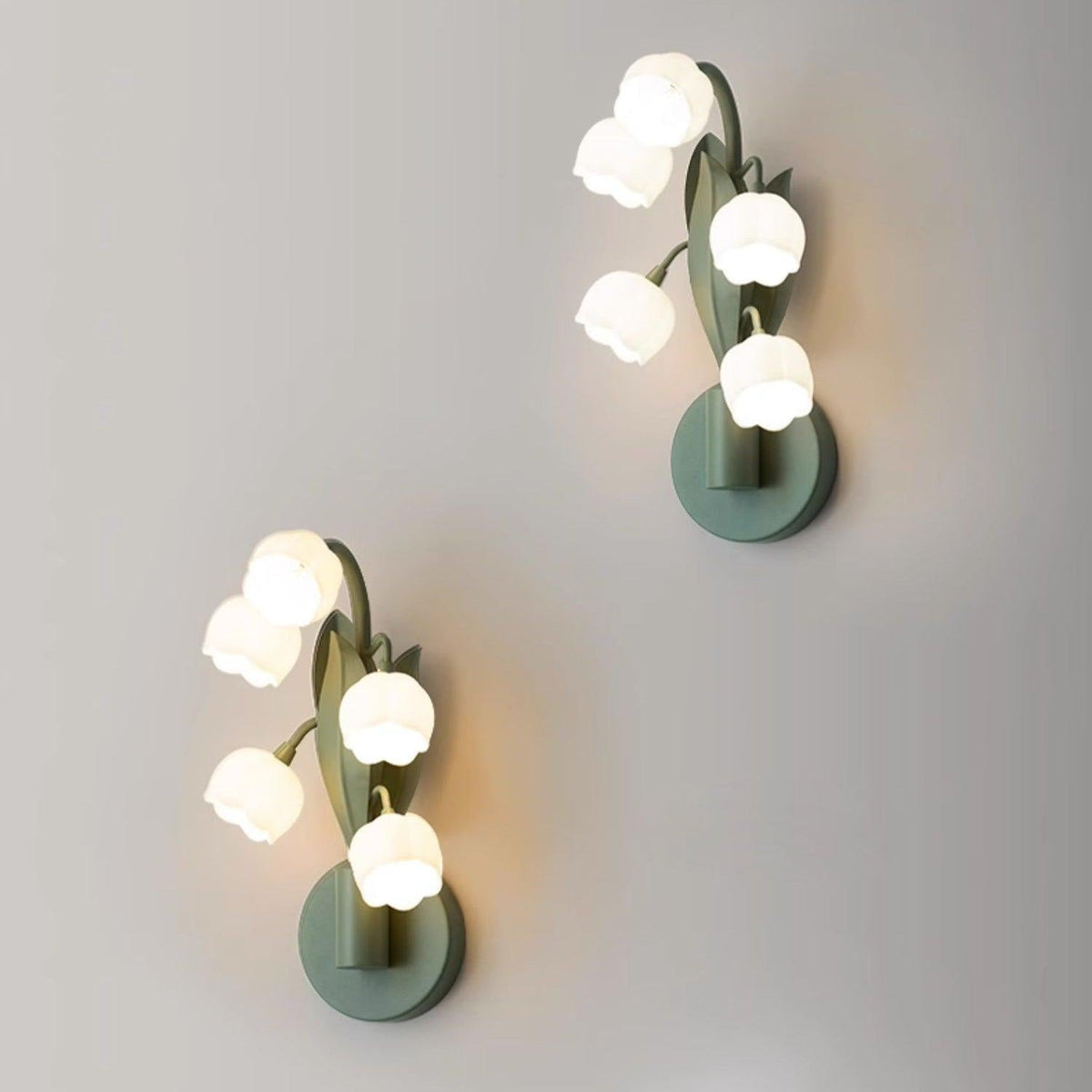 Wall Light with G4 Fitting, Floral Shades and Botanical Leaves
