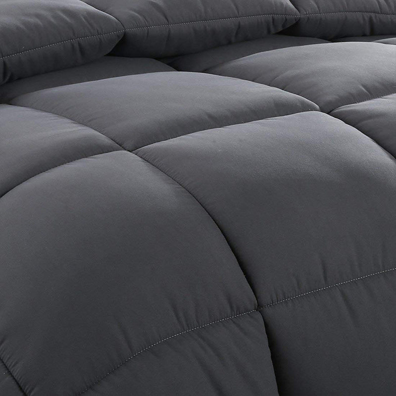 Weighted Blanket in Cotton with Square Quilting and Piped Edges
