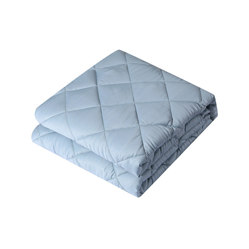 Weighted Blanket in Silky Smooth Microfibre with Diamond Quilting